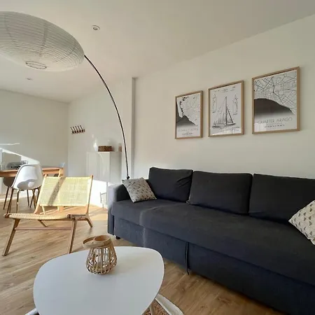 Maison De Avec Terrasse En Plein Coeur Des Sables - 4 Pers * レ・サ​​ーブル・ドロンヌ