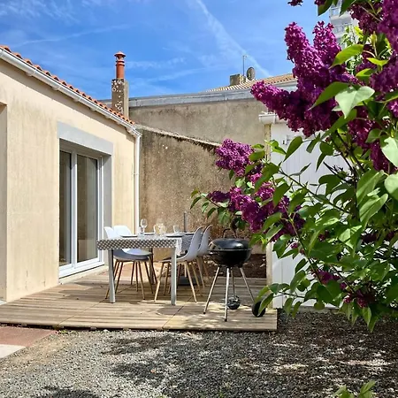 Maison De Avec Terrasse En Plein Coeur Des Sables - 4 Pers レ・サ​​ーブル・ドロンヌ