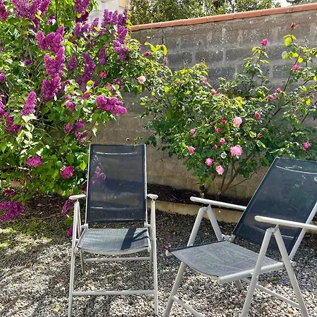 Maison De Avec Terrasse En Plein Coeur Des Sables - 4 Pers